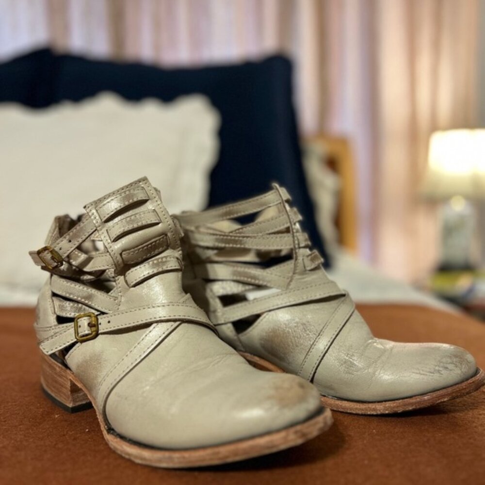 Freebird by Steven Stair Booties in Ice